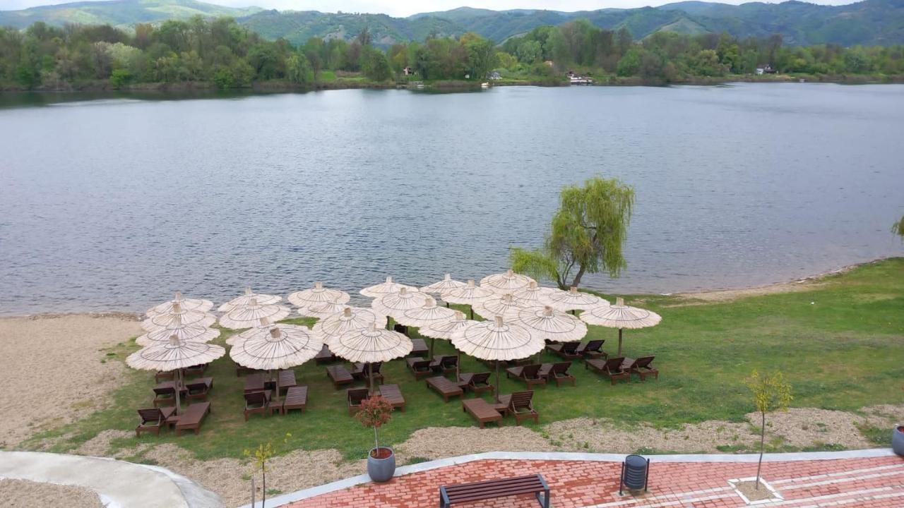 Lago d'argento sobe Veliko Gradište Exterior foto